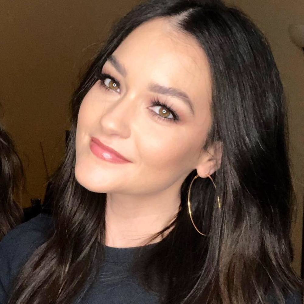 Meet your Posher, Nicole